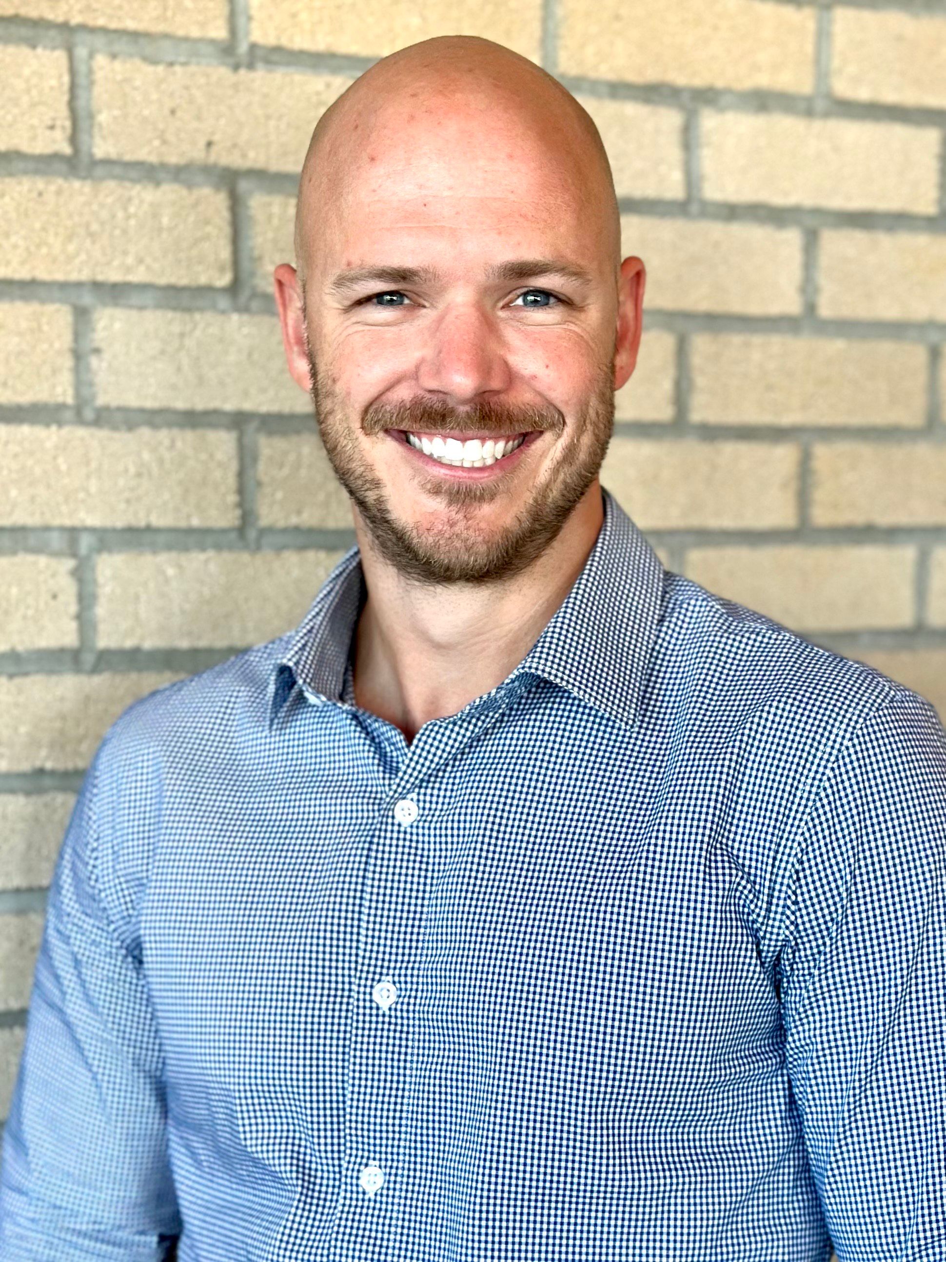 Dr. Mark A. Runyan, DDS